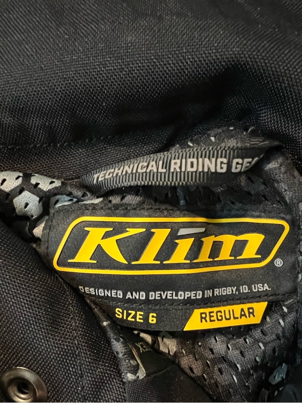 Klim Women's Artemis Black GORE-TEX motorcycle Pants - Picture 3 of 5